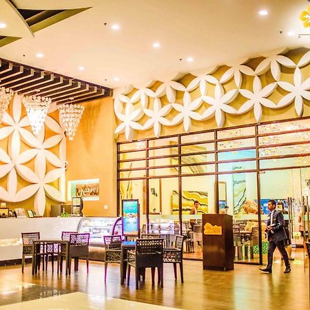 阿齐扎天堂酒店 公主港 外观 照片